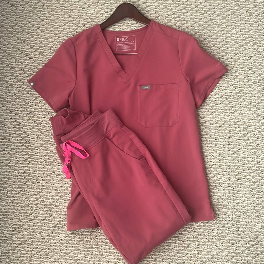 Figs Scrub Top and Pants